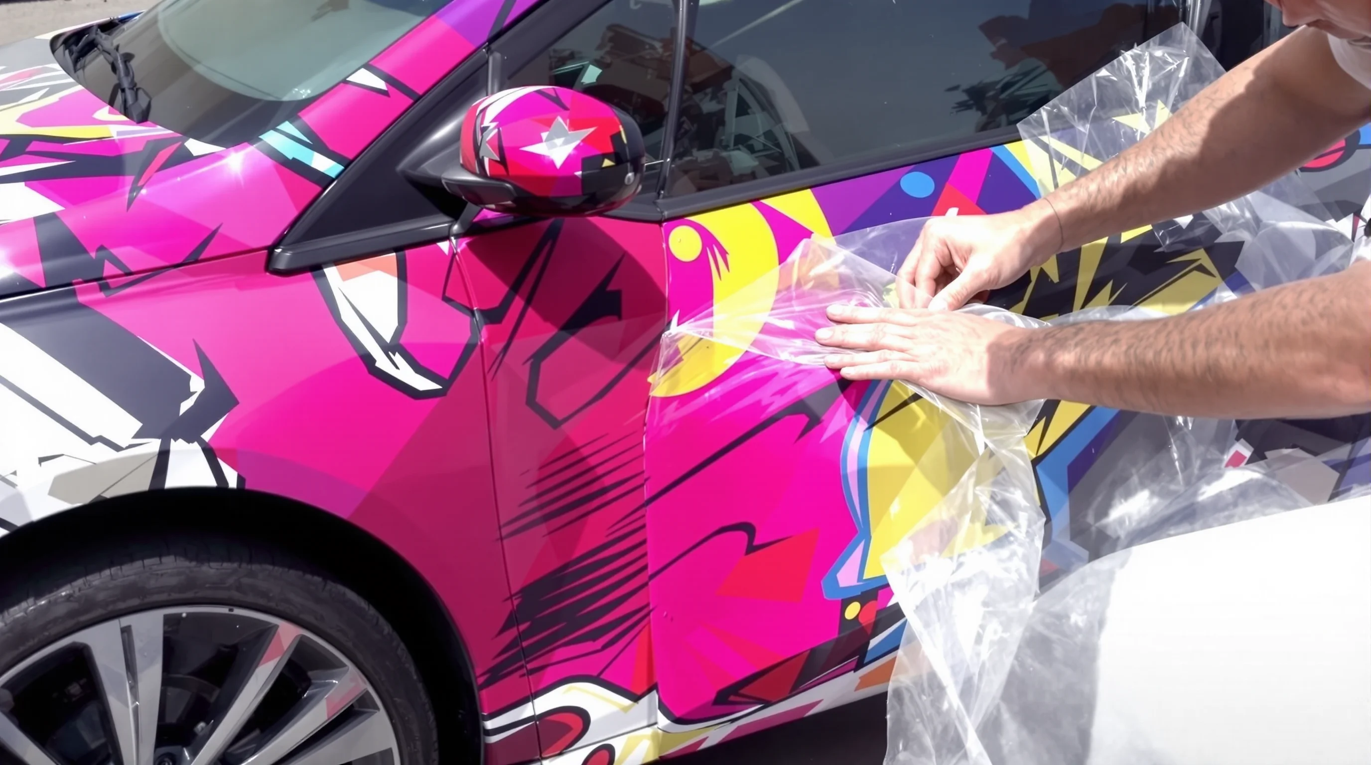 Comment un kit de covering pas cher redonne style et personnalité à votre voiture